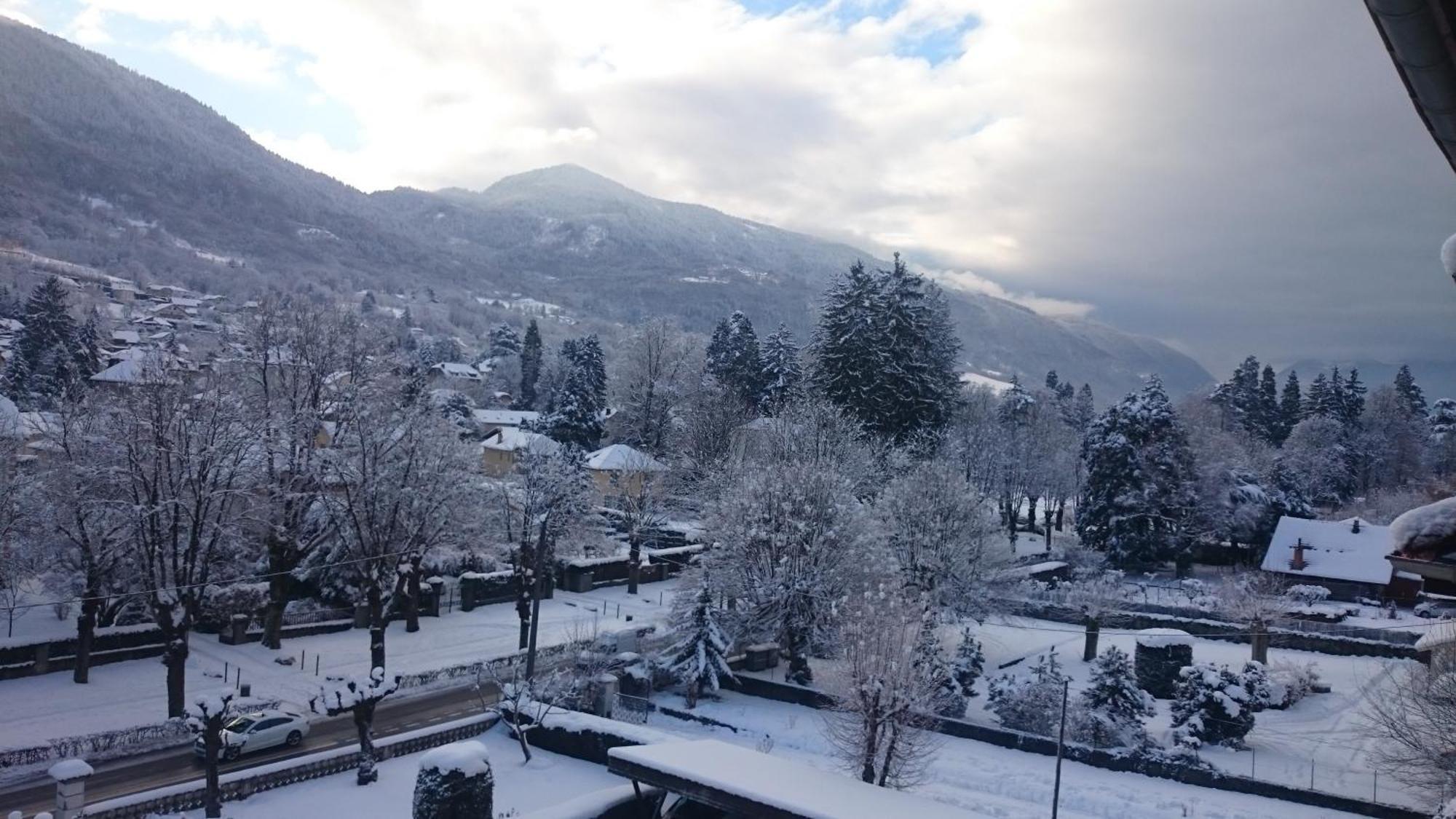 Le T2 Douillet D'Uriage - Residence Le Louvre - Cure Thermale Uriage- Proche Chamrousse - Jusqu'A 3 Personnes - Region Agreable En Toute Saison Vaulnaveys-le-Haut Ngoại thất bức ảnh